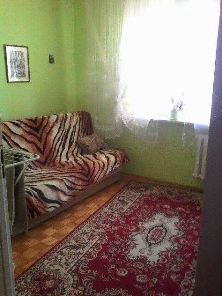 PRZESTRONNY POKÓJ,NIE PRZECHODNI