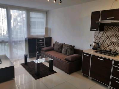 Noclegi w mieszkaniu apartamencie wynajem na doby dni Warszawa Centrum metro onz dw centralny