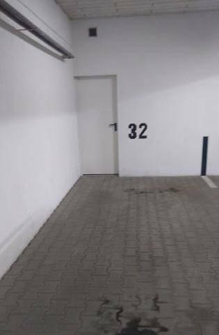 miejsce postojowe w garazu podziemnym, bobrzyńskiego 29
