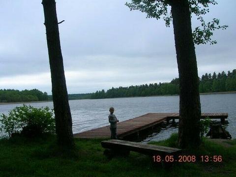 Mazury-Jerutki...Domek nad jeziorem przy lesie przyjazny rodzinom z dziećmi