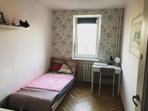 Pokój dla dziewczyny, prądnik czerwony 700 zł