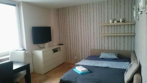 Apartament przy Rondzie Wiatraczna - 2 oddzielne pokoje