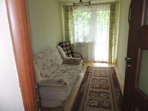 Do wynajecia niezależny pokój jedoosobowy z balkonem -Wszystko za 600 zł