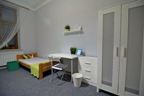 Męskie miejsce w 2-ososbowym pokoju