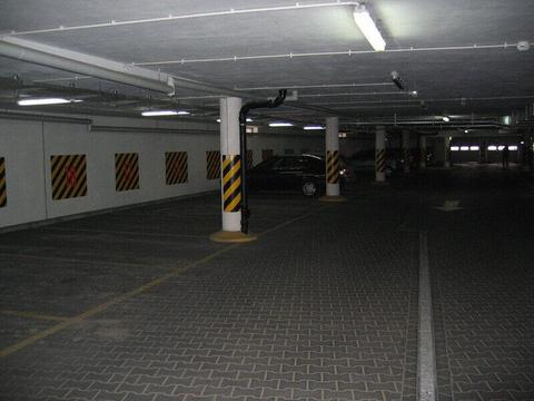 Parking podziemny, Kondratowicza 22, Targówek
